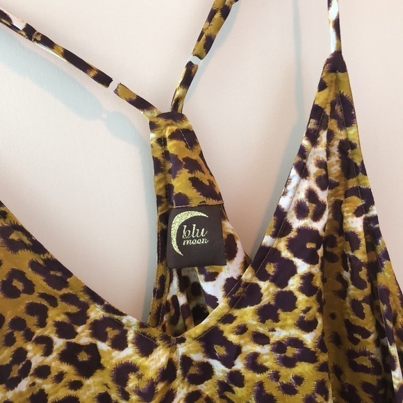 Blu Moon Sexy V Tank Top - Picture 4 of 13